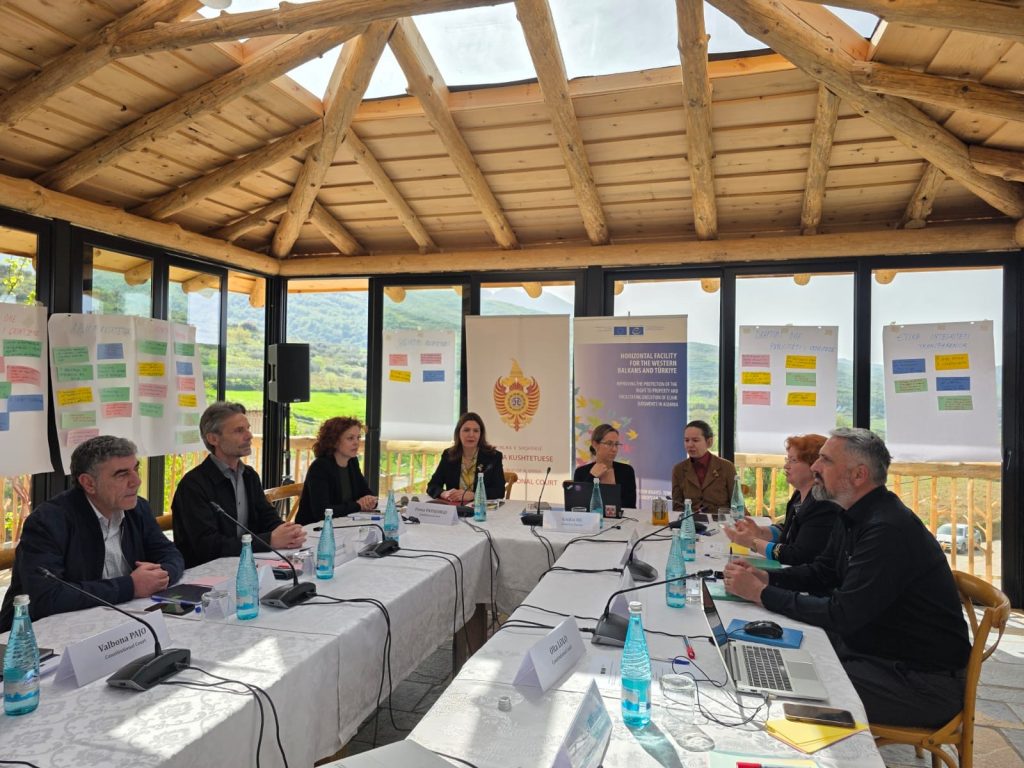 34cd6ff9-87da-4e1c-8079-31675694f10e